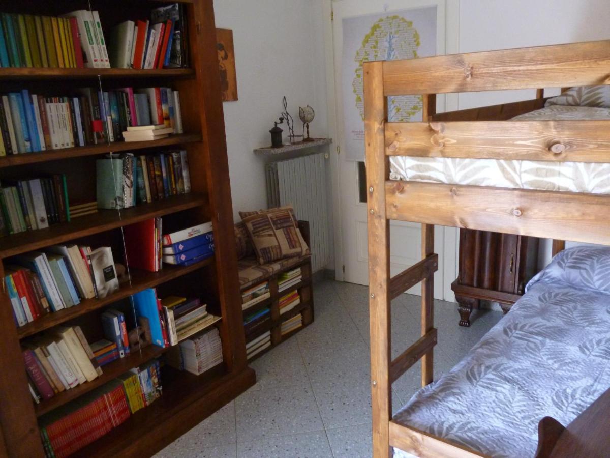L'Elefantino - Bed And Book Bed & Breakfast Roccasparvera Dış mekan fotoğraf